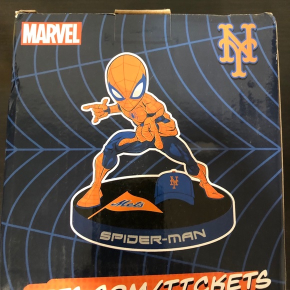 Spider-Man Marvel bobble head - Picture 3 of 5